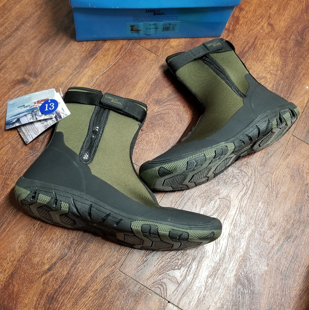 NEW Lakes N Rivers water sports shoes